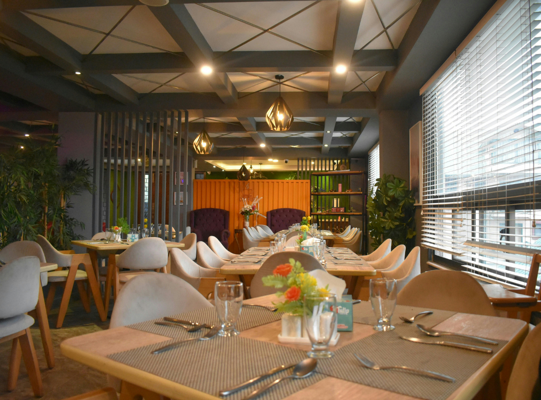 Top Restaurants Near Muskegon, MI for Families